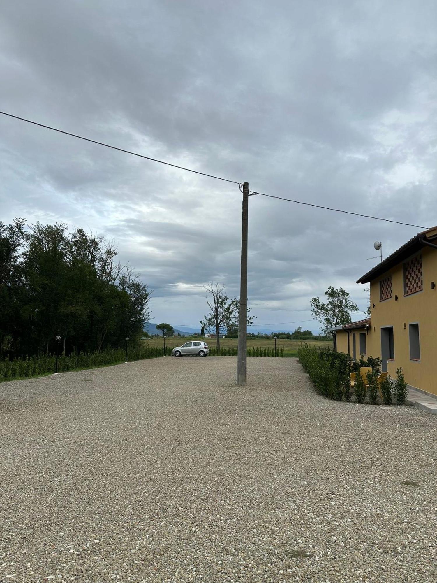 La Vecchia Cantina Guzzardi Lari Kültér fotó